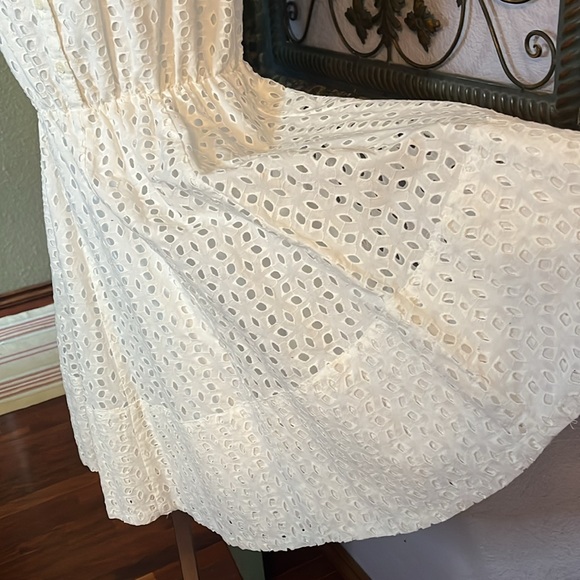 Maison Jules White Dress  Cut Out Lined  Waisted Sleeveless Sz S - Picture 4 of 11